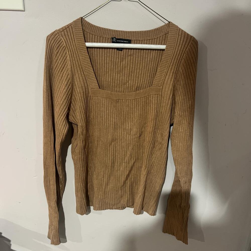 International concepts tan long sleeve